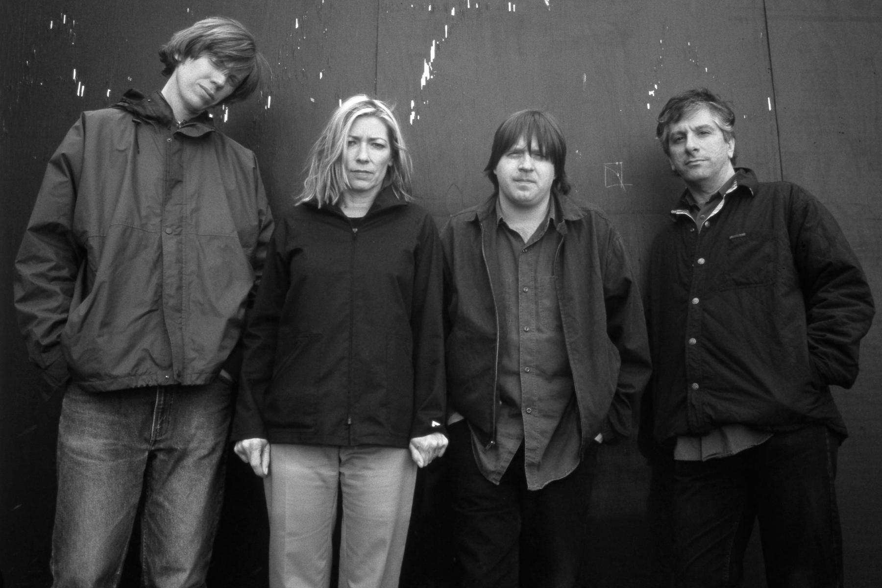 Sonic Youth NYC Ghosts & Flowers サイン入り Amazon.co.jp: NYC Ghosts & Flowers - Sonic Youth: ミュージック